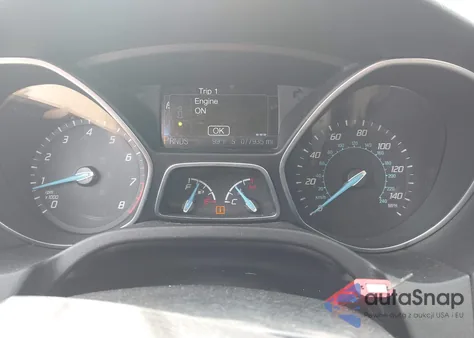 2013 Ford Focus Titanium z USA, uszkodzony, nr VIN 1FADP3J28DL371500